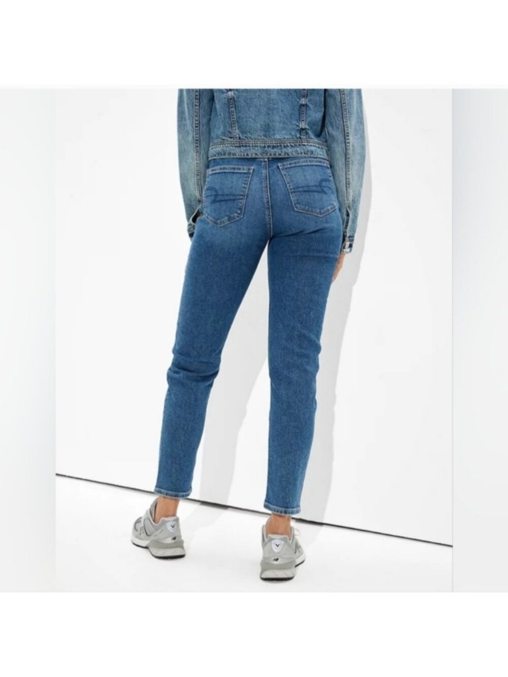 American Eagle AEO Mom Jeans Stretch High Waisted Rise Tapered Size 00 Long Tall